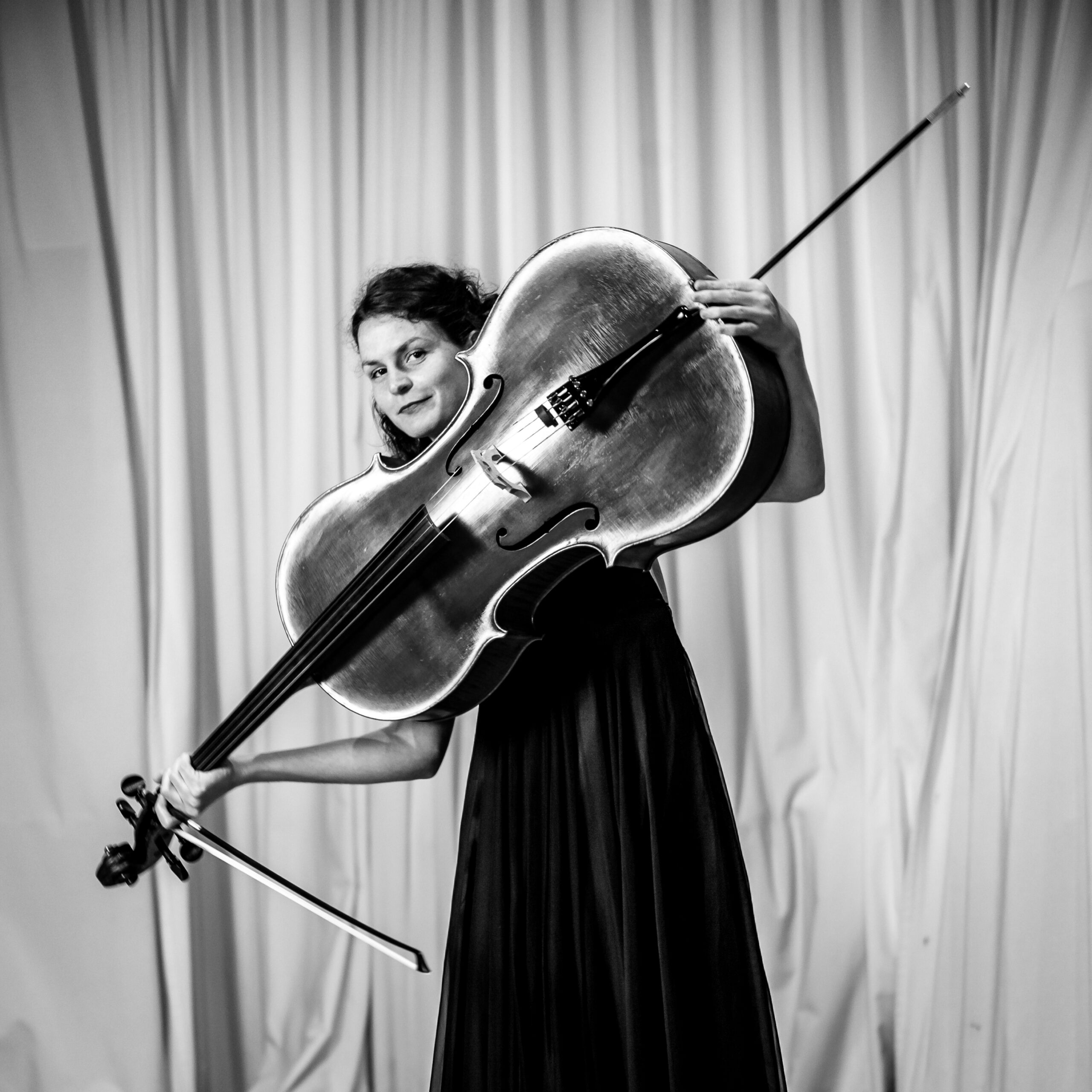Delphine_Henriet_pressefoto_c_Oliver_Roeckle
